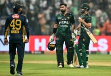Asia Cup: Pakistan edge past Sri Lanka to keep hopes alive