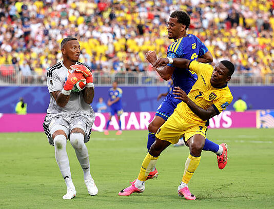 FIFA World Cup: Ecuador denied by brilliant Room as Curacao claim memorable point