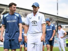 England hit with massive WTC blow, docked 12 points for slow over-rate